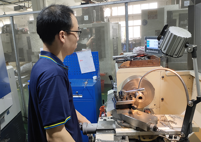 车床加工新闻.jpg